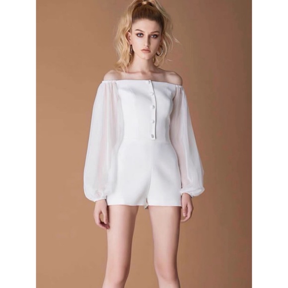 Chic Off-Shoulder High-Waisted Romper with Lantern Sleeves Size S White - Picture 1 of 4